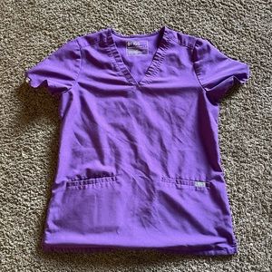 FIGS Ultra Violet Casma 3 pocket scrub top